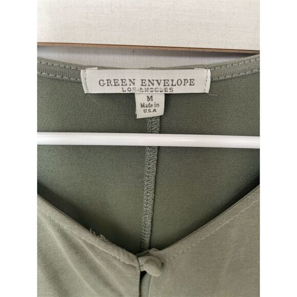 Green Envelope LA Women's Olive Button Front Tie Blouse Medium 3/4 Sleeve V-Neck - Picture 3 of 4